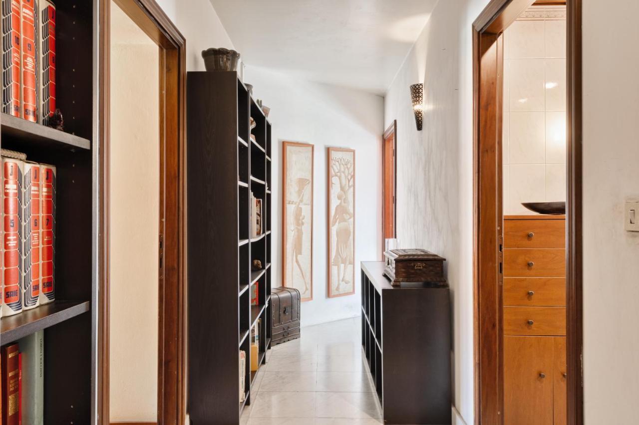 Central Apartment Турин Экстерьер фото