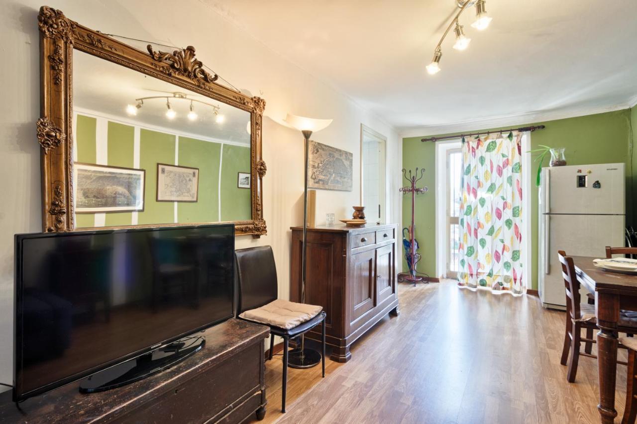Central Apartment Турин Экстерьер фото